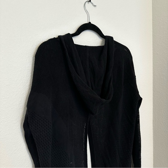 Lululemon Still Movement Wrap Cardigan Hooded Black Size Small Women’s Pockets - Picture 11 of 11